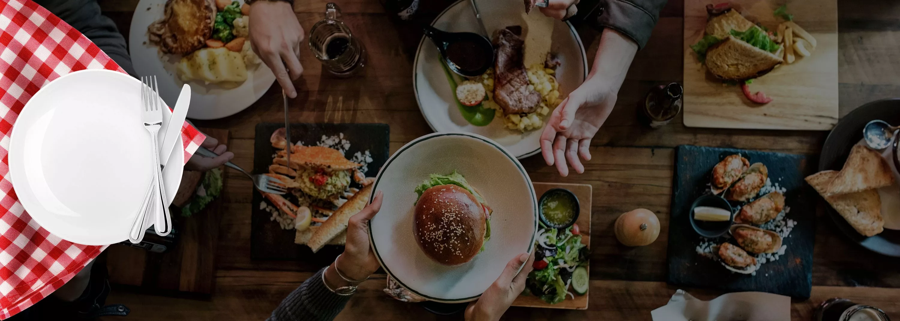 Au restaurant de la rivière
